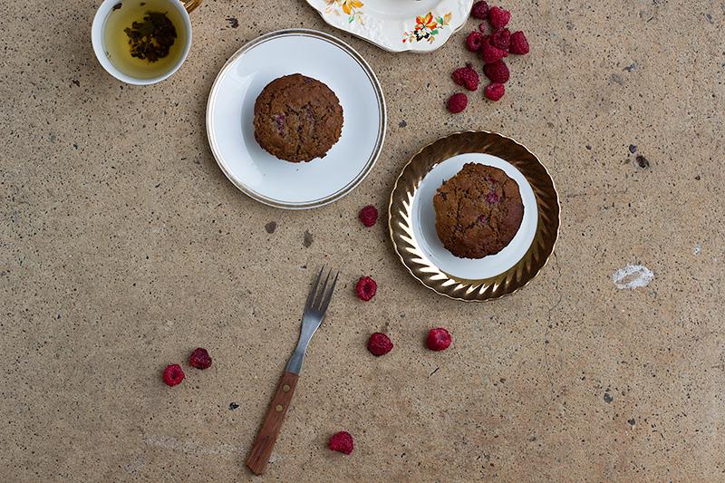 jessica cox | raspberry chocolate chip muffins